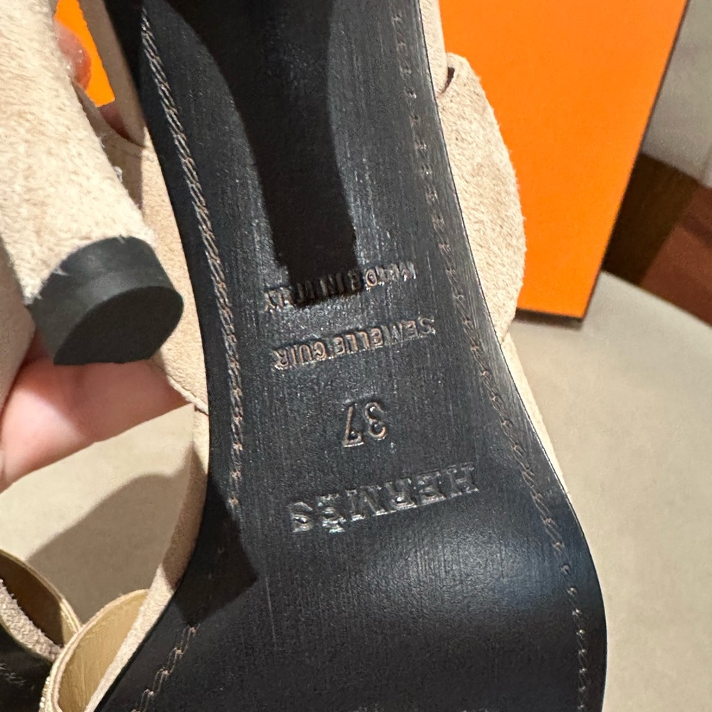 Hermes Night Crystal Beige/Tan Slingback Sandals - Picture 7 of 7